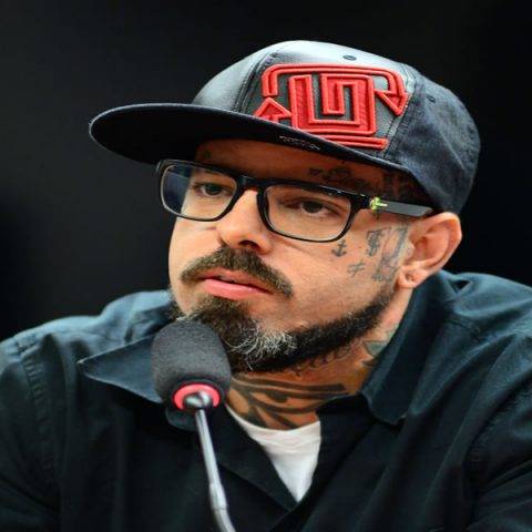 Tico Santa Cruz tem rede social hackeada