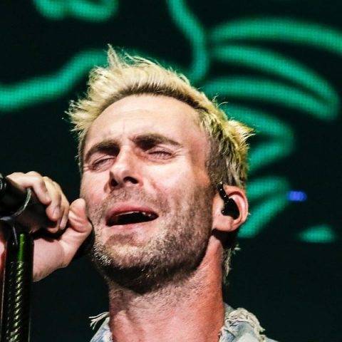 Fã paga quase R$40mil para conhecer o Maroon 5