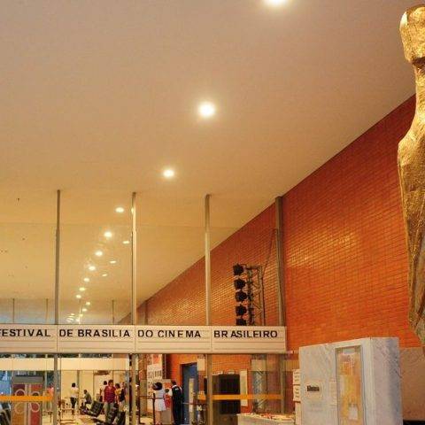 Tem início o Festival de Brasília do Cinema Brasileiro