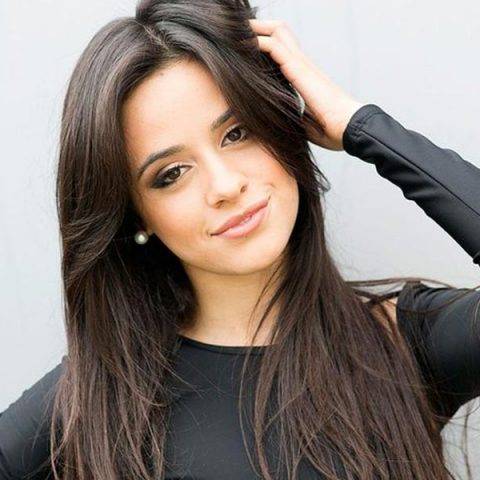 Camila Cabello finaliza seu primeiro disco solo