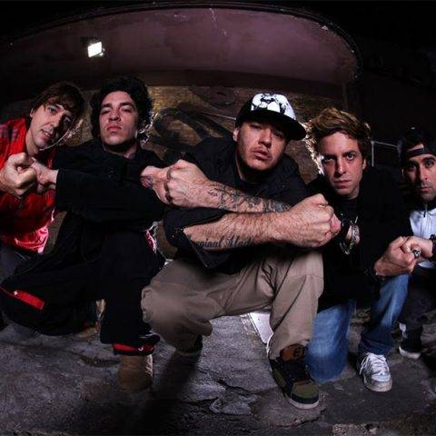 Charlie Brown Jr. ganha álbum duplo comemorativo aos 20 anos de “Transpiração contínua prolongada”