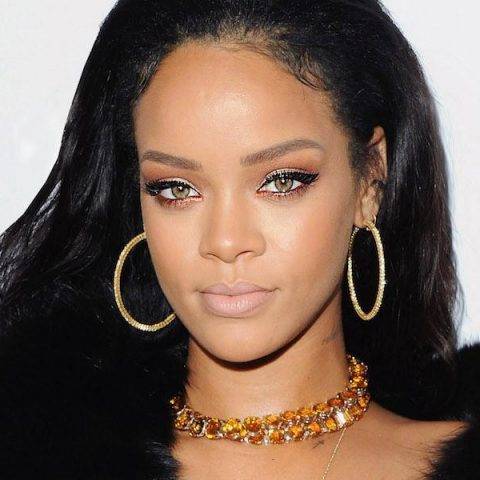 “Love on the brain”, de Rihanna, é a canção pop mais influente do ano, segundo a Billboard