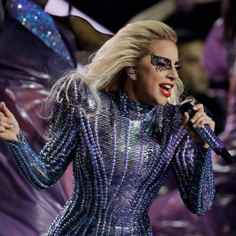Em estúdio: Lady Gaga está gravando com o mesmo produtor de Justin Bieber e Taylor Swift