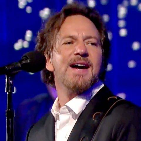 Eddie Vedder fará shows solo em São Paulo