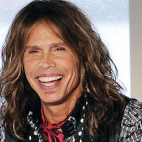 Steven Tyler inaugura abrigo para mulheres vítimas de abusos