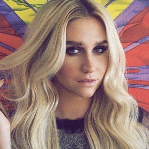 Venha ver “Woman”, novo clipe de Kesha