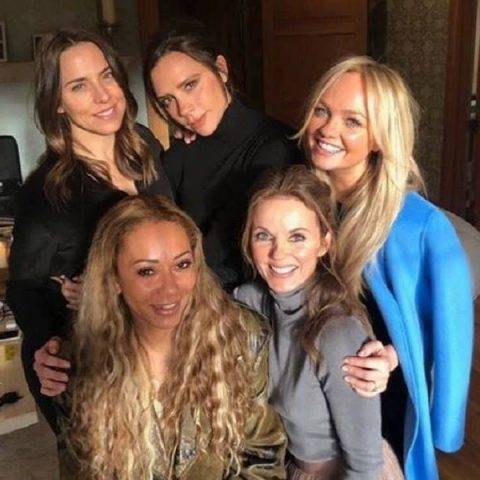 Spice Girls aparecem reunidas em fotos e vídeo em rede social