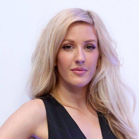 No Valentine’s Day, Ellie Goulding presenteia fãs com cover de “Vincent”