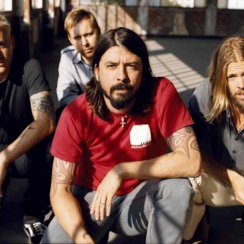 Foo Fighters faz show no Macaranã marcado por sucessos antigos e defesa do rock