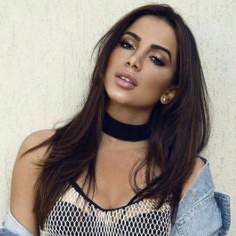 Com “Machika”, Anitta aparece em #1 na parada de músicas da Billboard