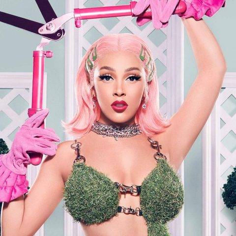 Doja Cat revela que escreveu uma canção para pizza! Entenda