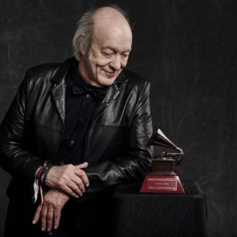 Morre, aos 81 anos, o cantor e compositor Erasmo Carlos