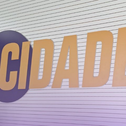 Mídias para ouvir e acompanhar a Rádio Cidade