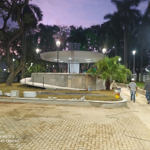 Praça Clodesmidt Riani é reinaugurada com ‘Rua de Brincar’ nesta quinta